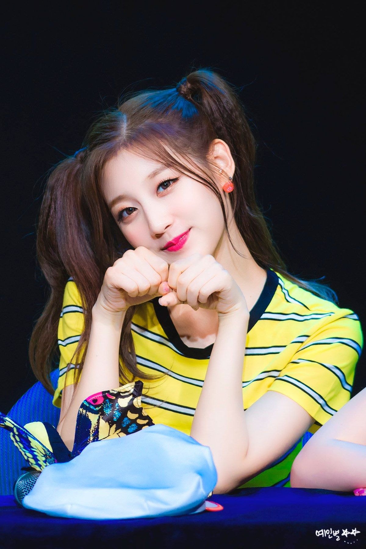 양갈래 헤어스타일도 잘 어울리는 #러블리즈 막내 #정예인