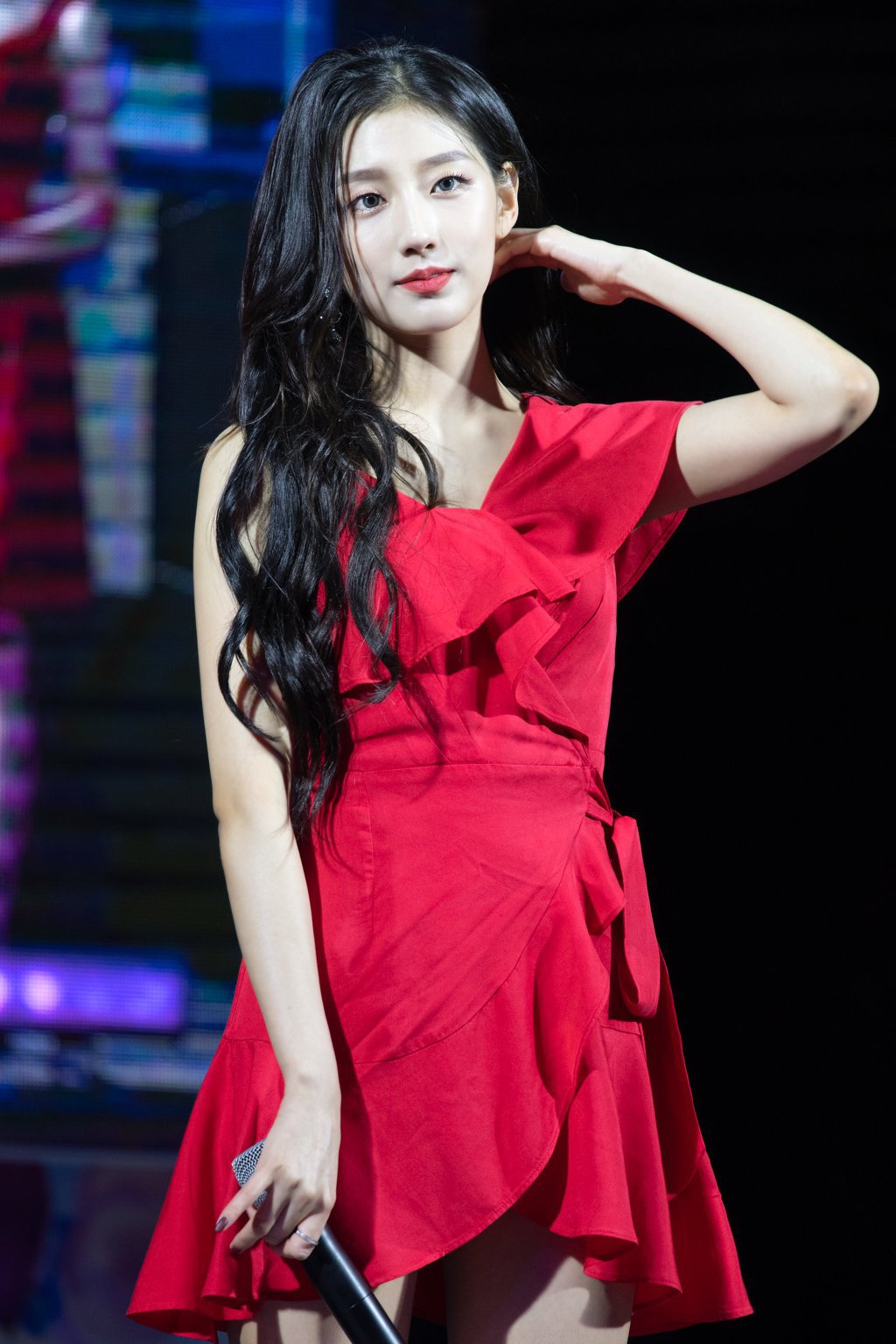 레드! #러블리즈 정예인