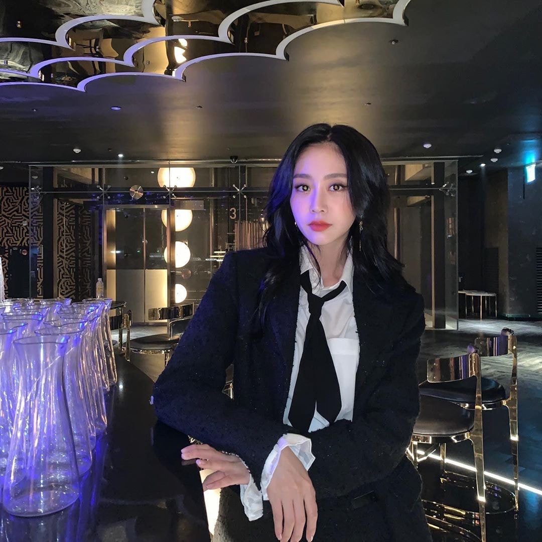 분위기 쩌는 러블리즈 서지수 인스타