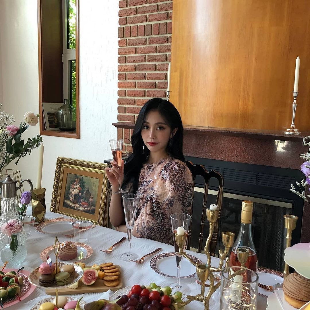 러블리즈 지수 인스타