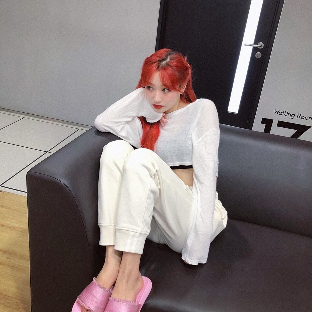 러블리즈 류수정 인스타
