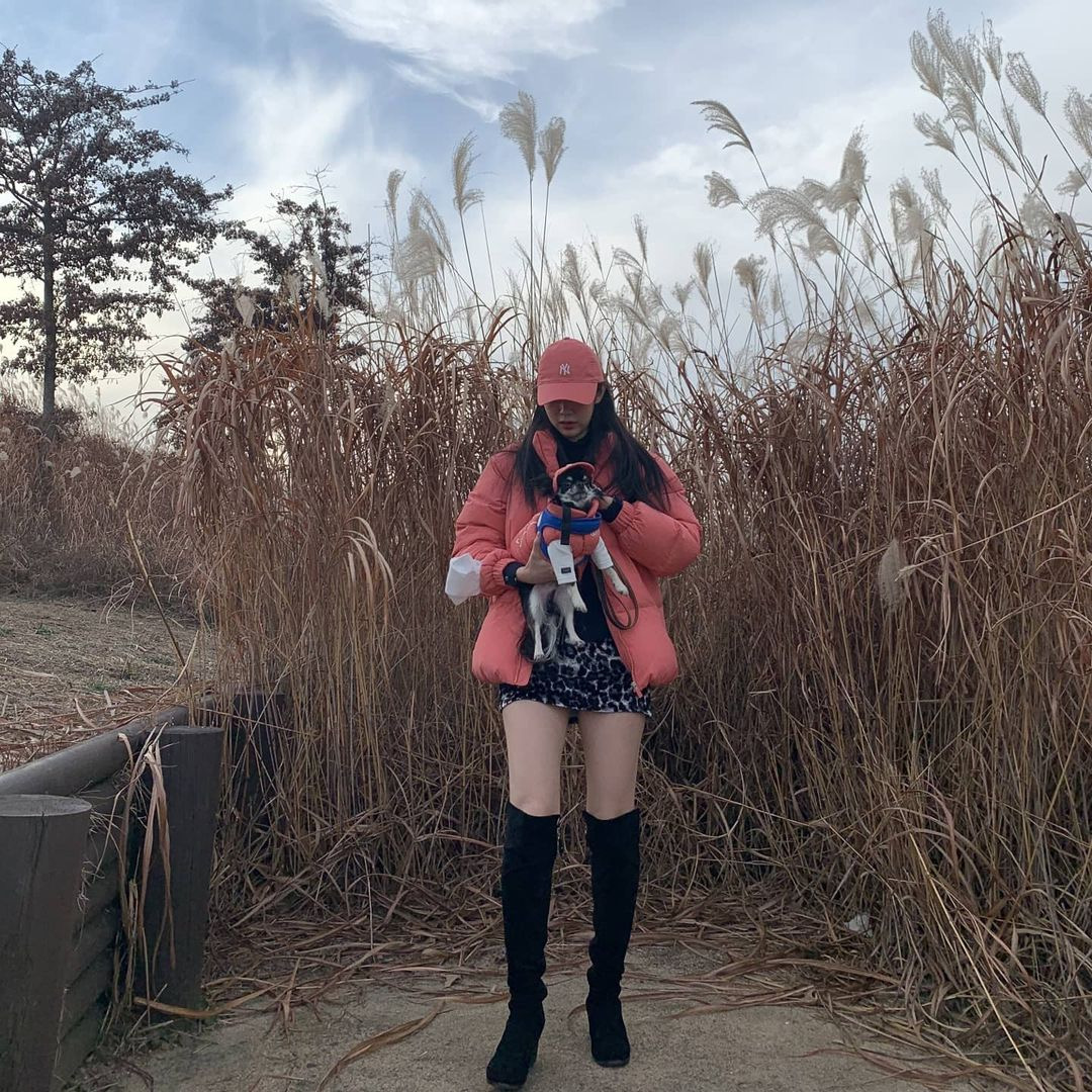 반려견과 함께..러블리즈 서지수