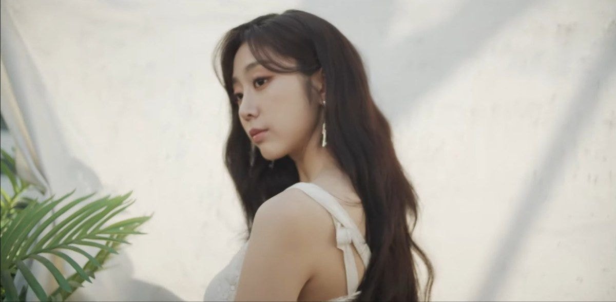 러블리즈 서지수 bnt 영상화보