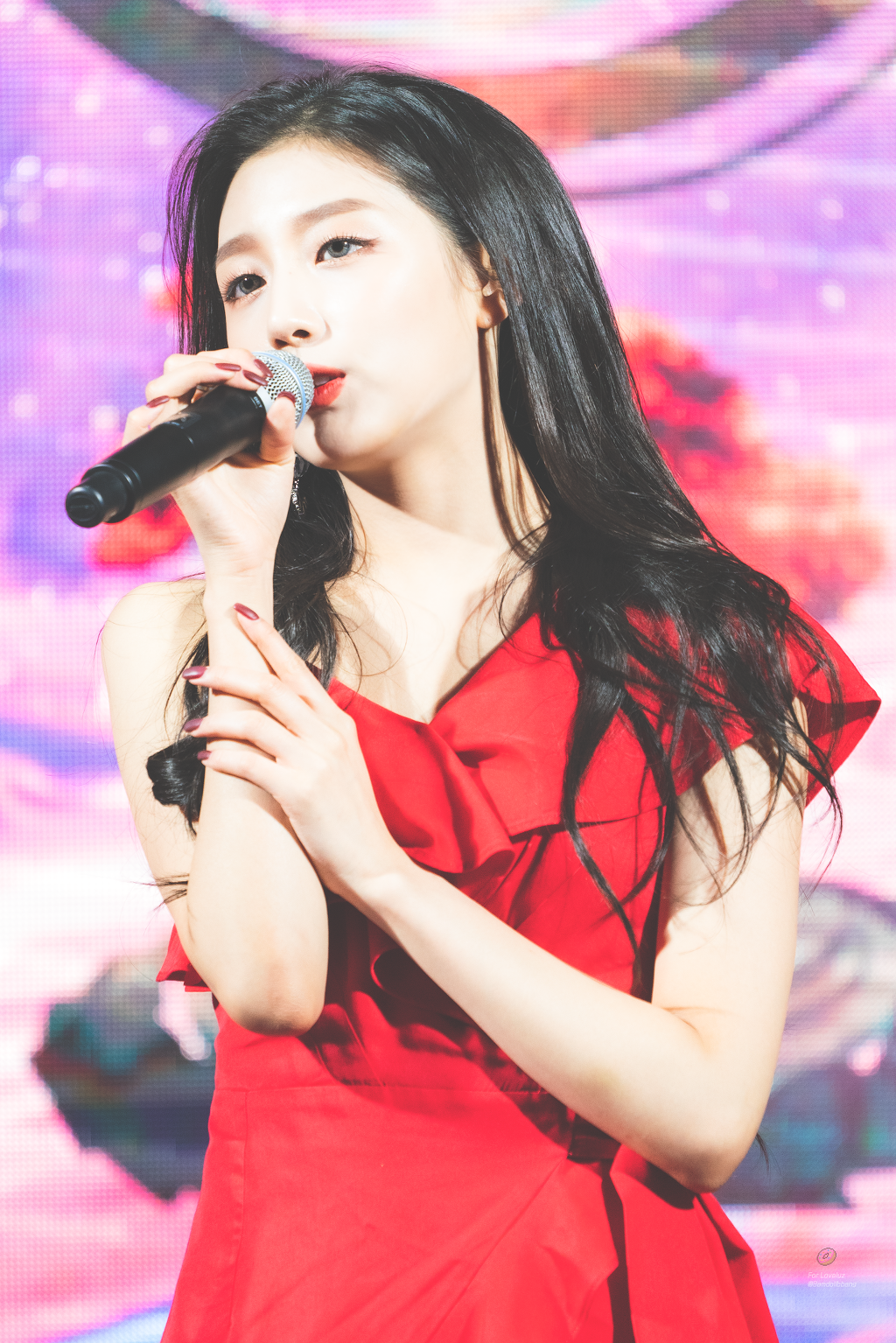레드! #러블리즈 정예인