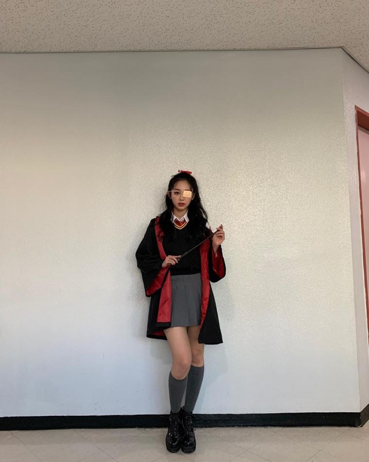 안대낀 러블리즈 서지수