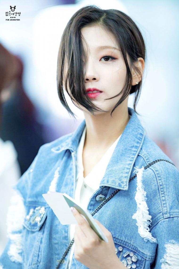 아이컨텍.러블리즈 막냉이 예인