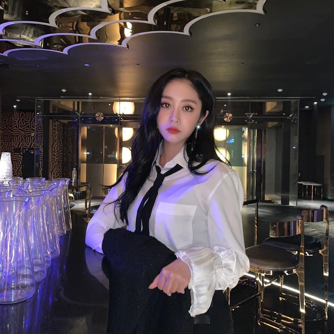 분위기 쩌는 러블리즈 서지수 인스타