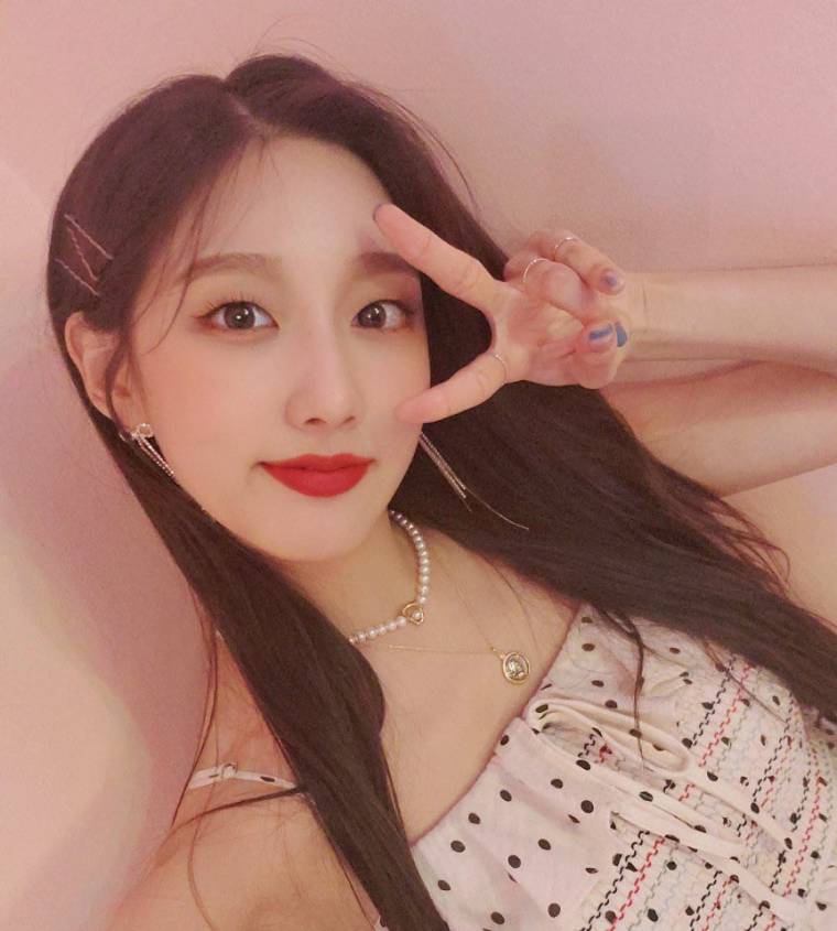 #정예인 (러블리즈).insta