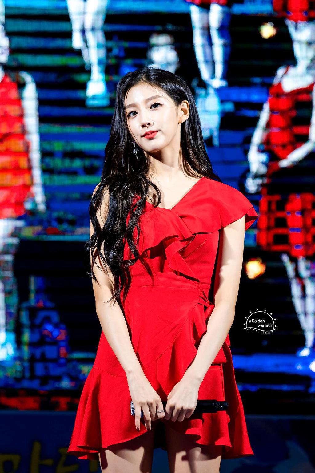 레드! #러블리즈 정예인