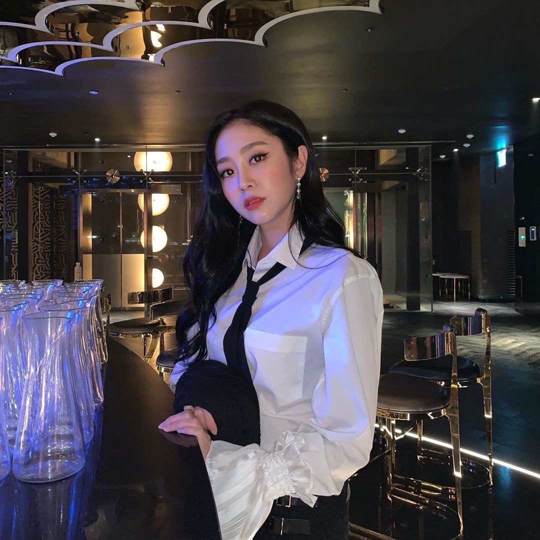 분위기 쩌는 러블리즈 서지수 인스타