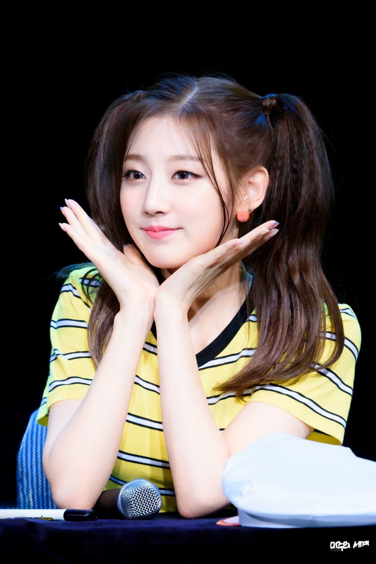 양갈래 헤어스타일도 잘 어울리는 #러블리즈 막내 #정예인