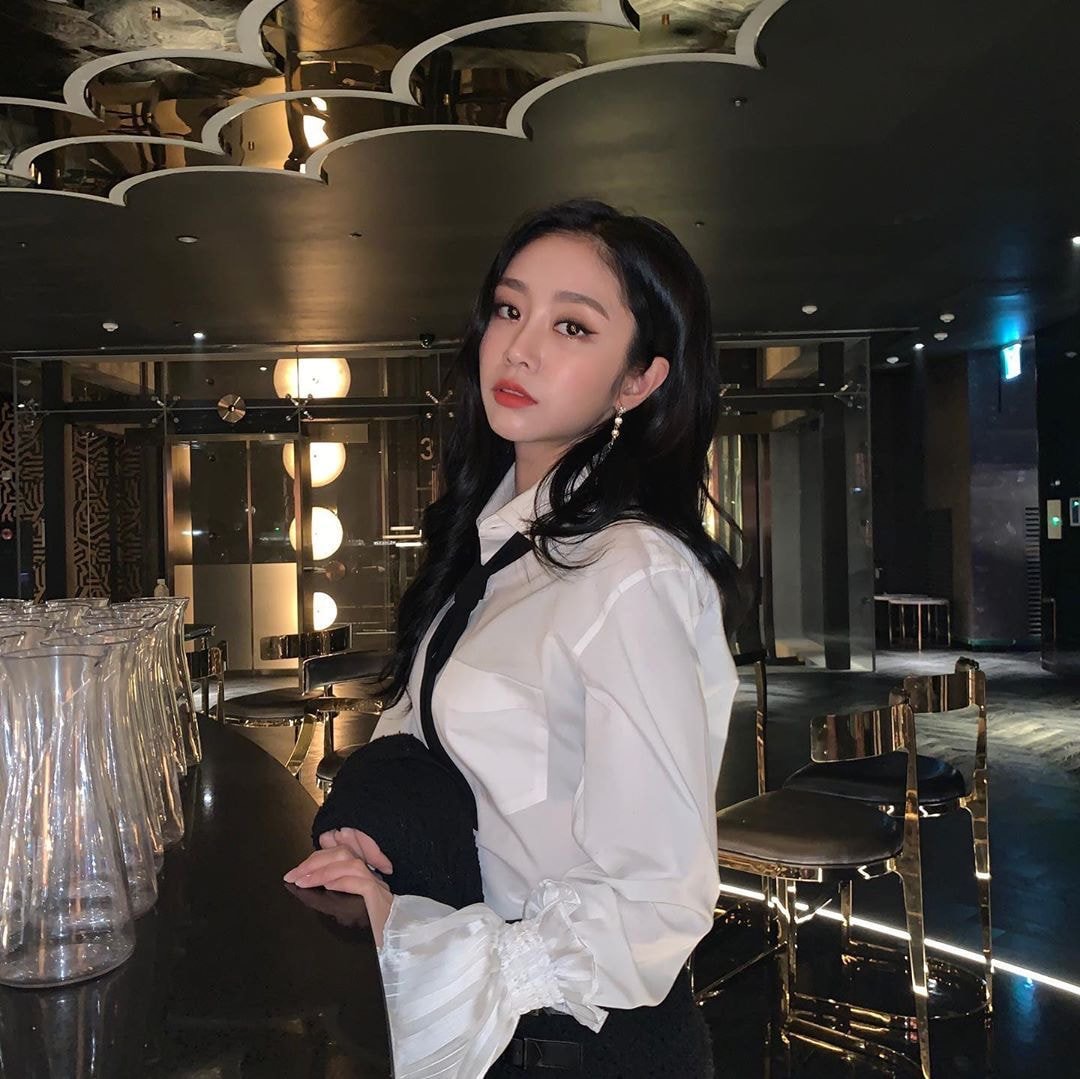 분위기 쩌는 러블리즈 서지수 인스타