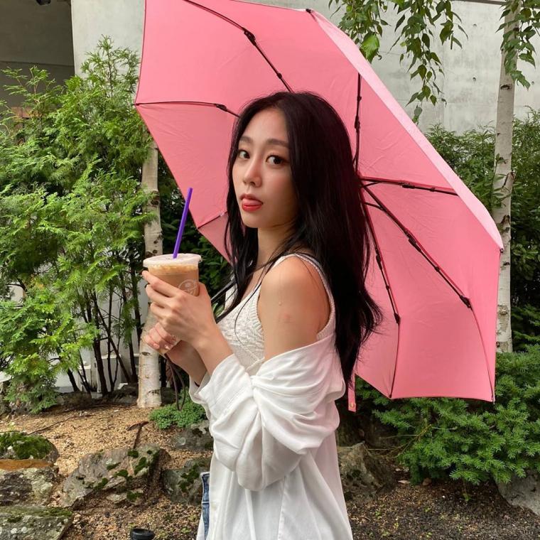 비오는날. 러블리즈 서지수