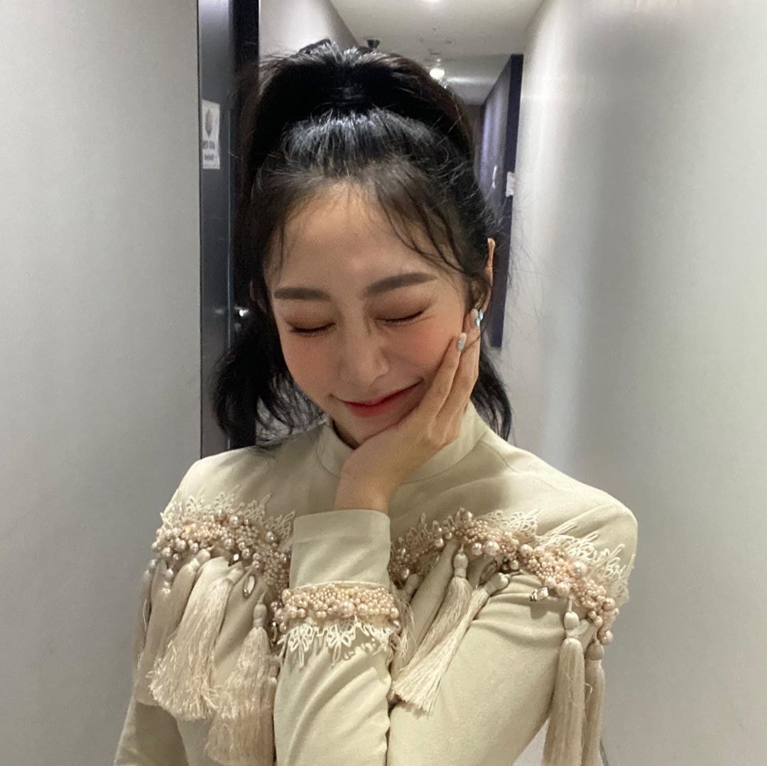 러블리즈 지수 인스타