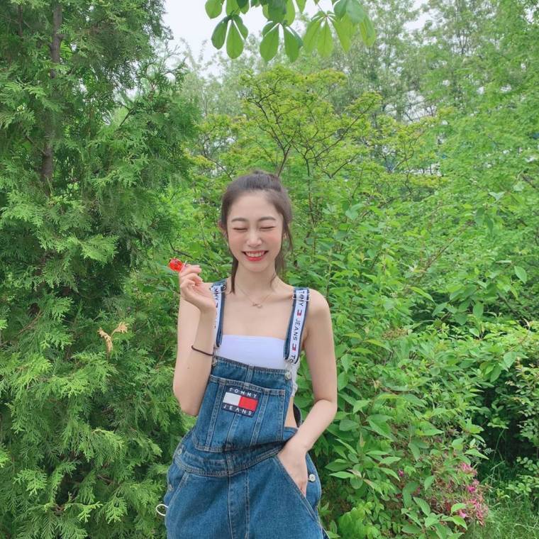 멜빵바지 입은 #러블리즈 서지수