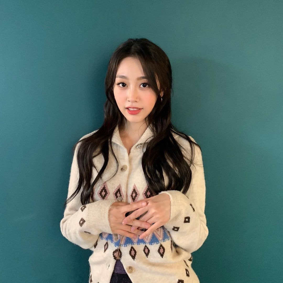 러블리즈 지수 인스타