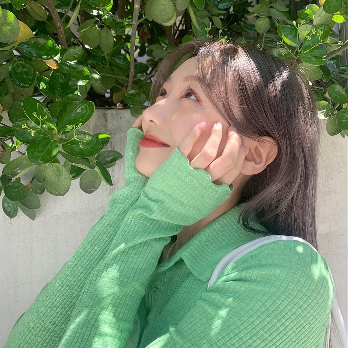 러블리즈 류수정 인스타그램 업뎃 (feat.초록)