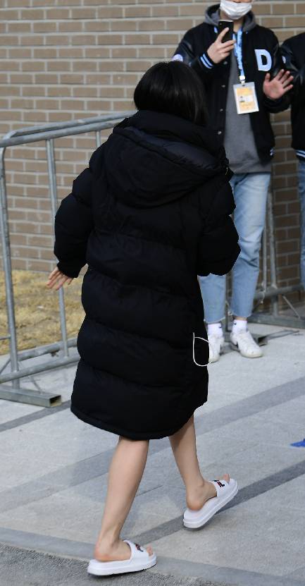 러블리즈 필라슬리퍼 여우 서지수