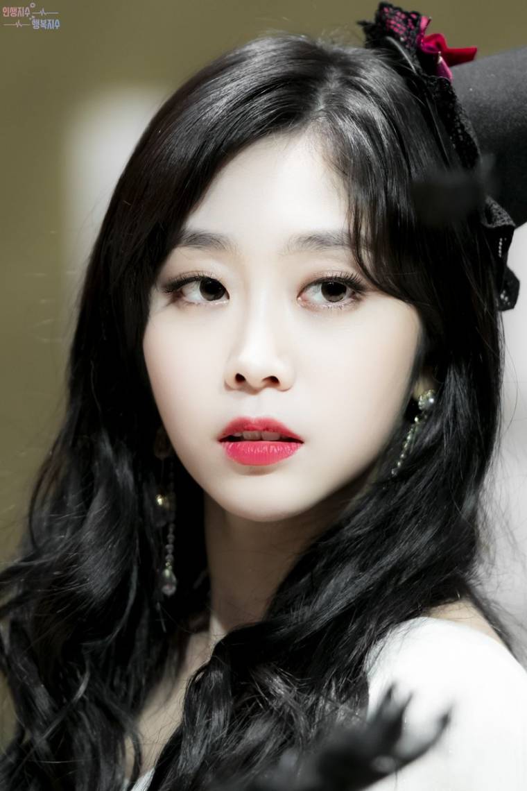 러블리즈 다크여우 서지수