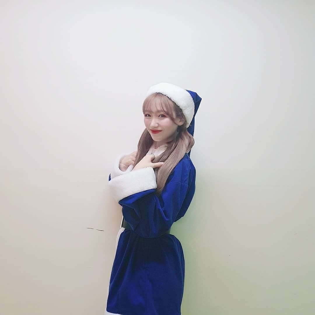 러블리즈 류수정 인스타 (feat.파란 산타)