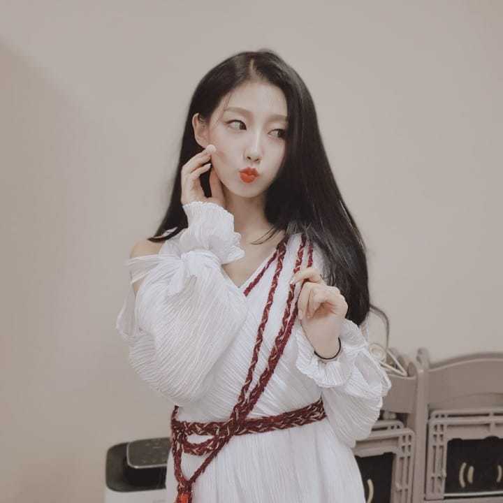 최근 러블리즈 예인.jpg