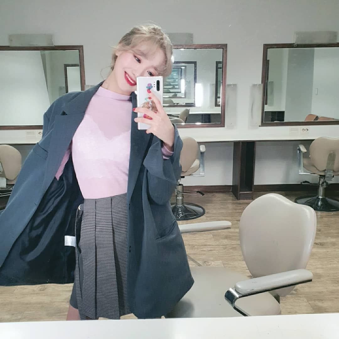 러블리즈 류수정.insta