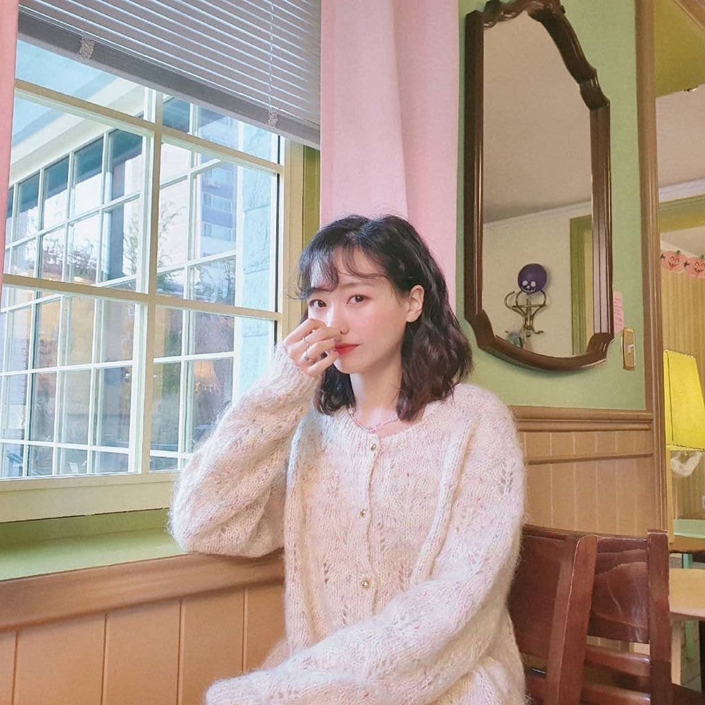 러블리즈 류수정.insta