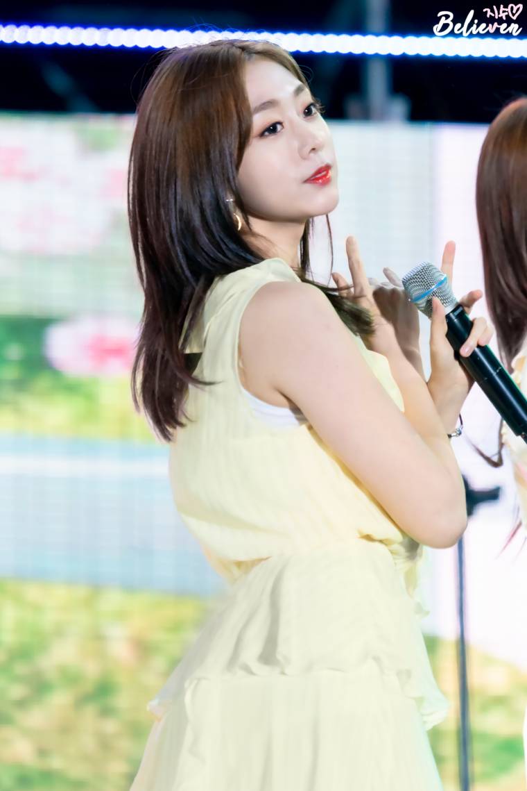 러블리즈 노란여우 서지수