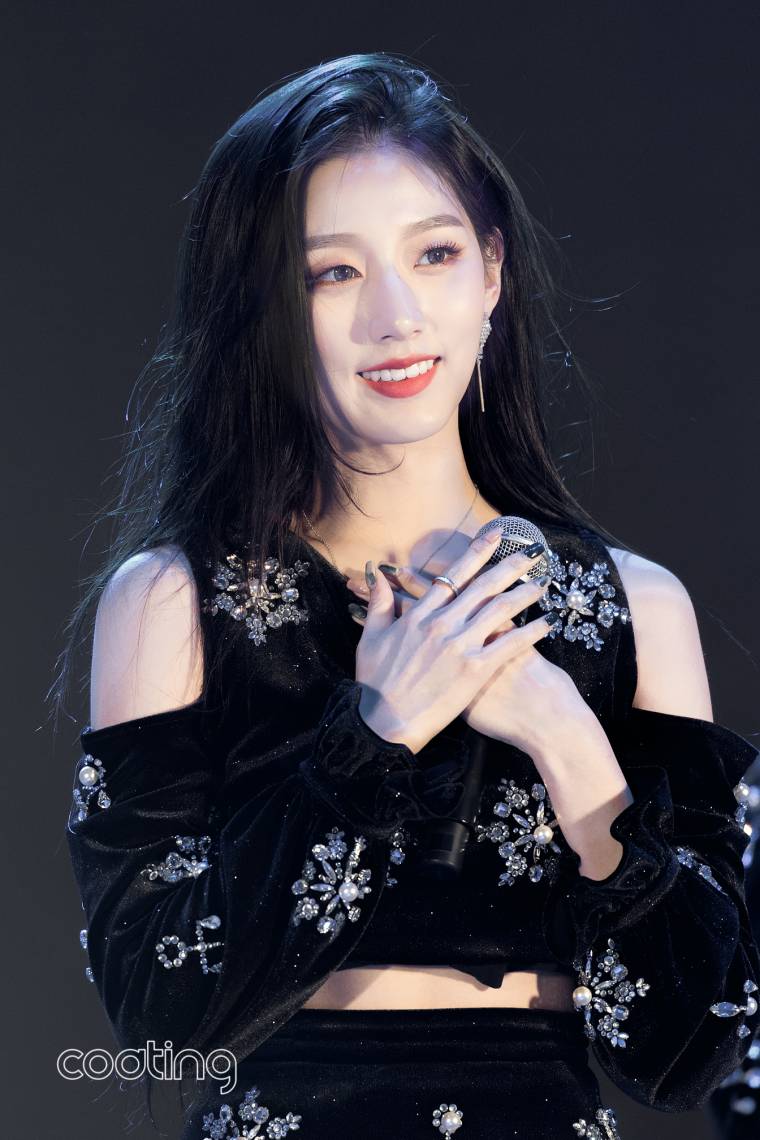러블리즈 블랙고란 정예인 (191124 부산 시민음악회)