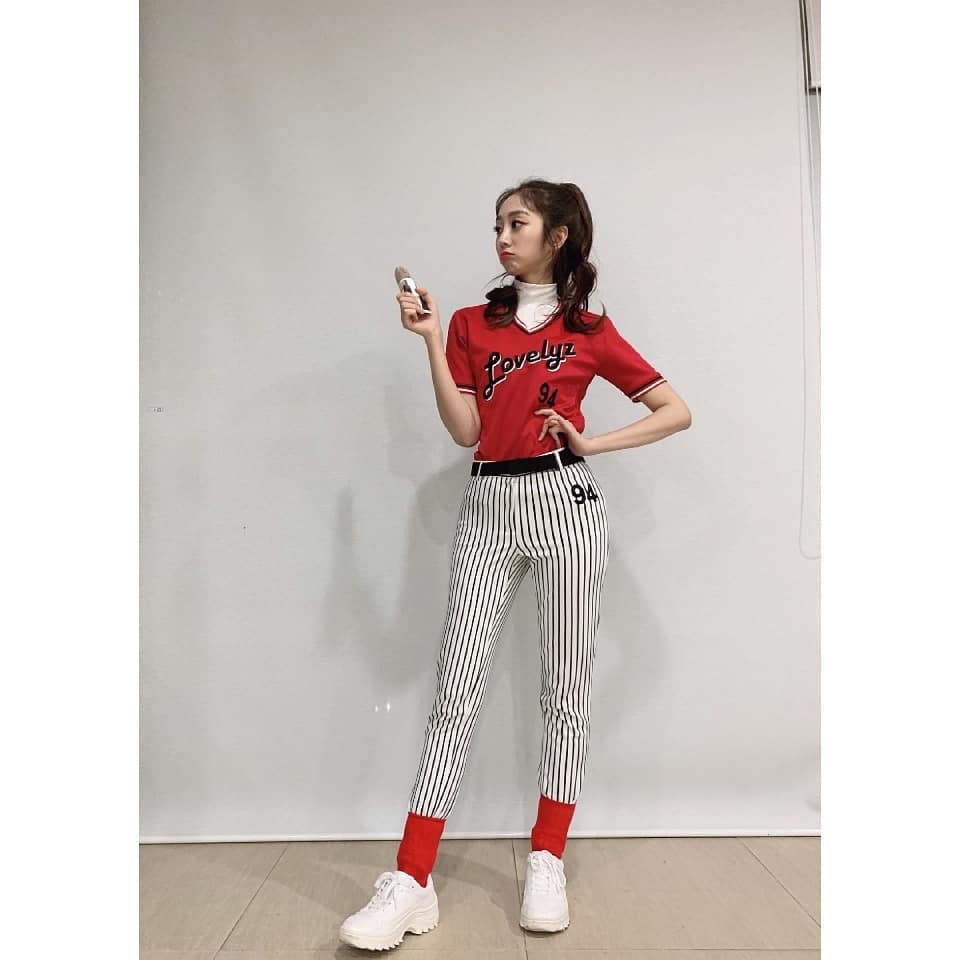 러블리즈 지수.insta