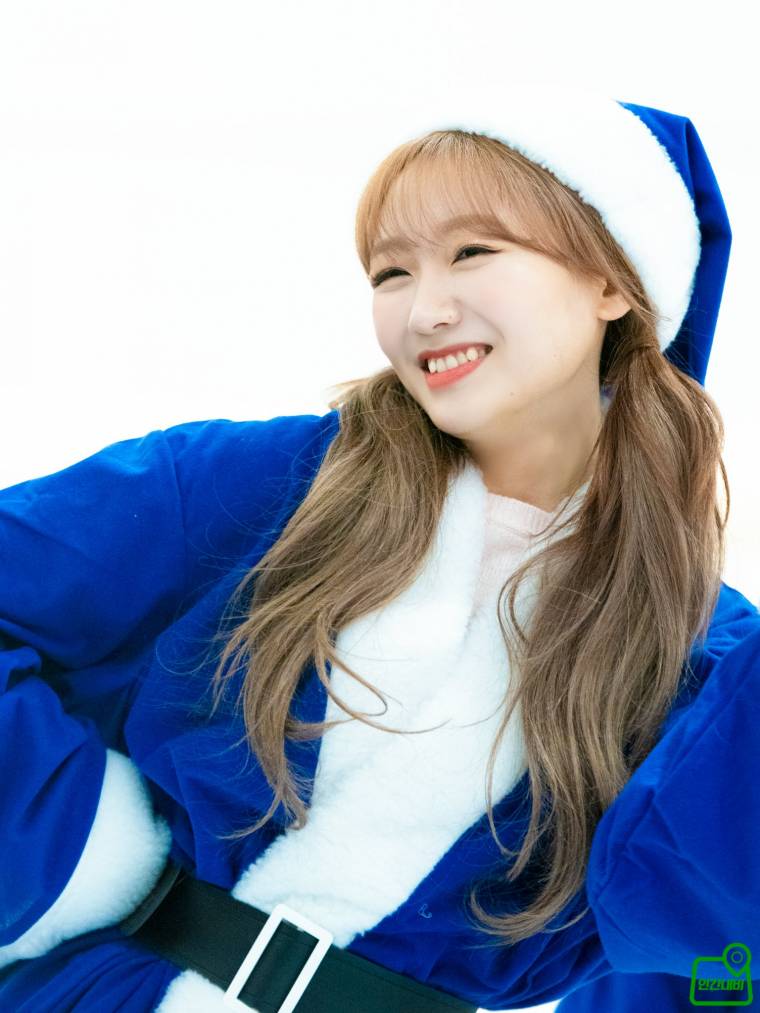 #러블리즈 파란 산타 #류수정