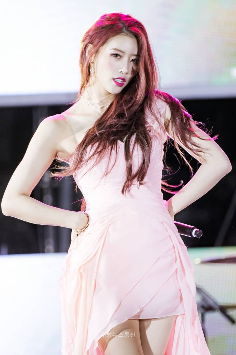 핑크핑크한 #러블리즈 #이미주 .jpg