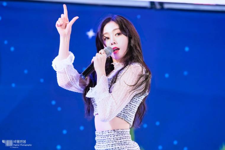러블리즈 눈큰애 서지수