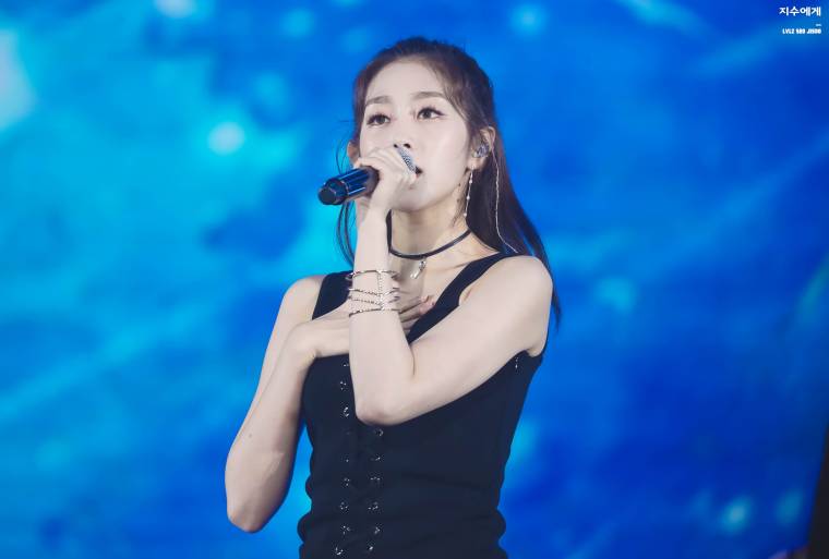 러블리즈 눈큰애.. 서지수