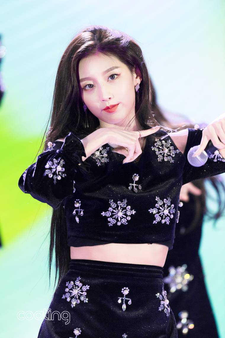러블리즈 블랙고란 정예인 (191124 부산 시민음악회)