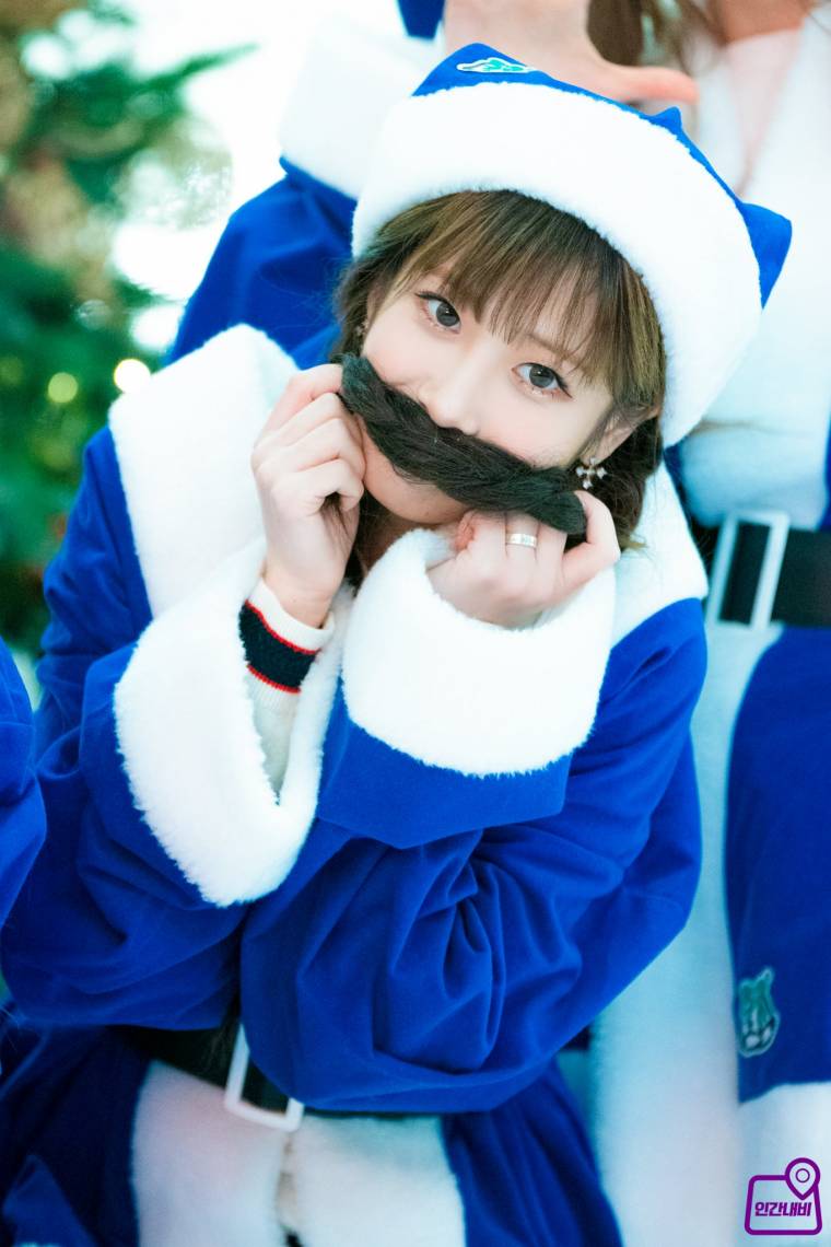 #러블리즈 파란 산타 #유지애