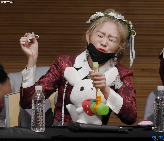 랜덤짓뚜.gif