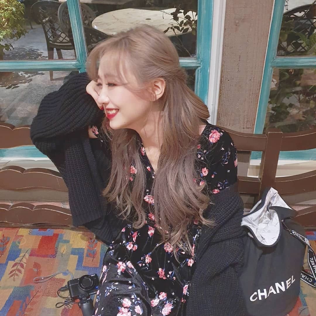 LA에서.. 러블리즈 류수정.jpg