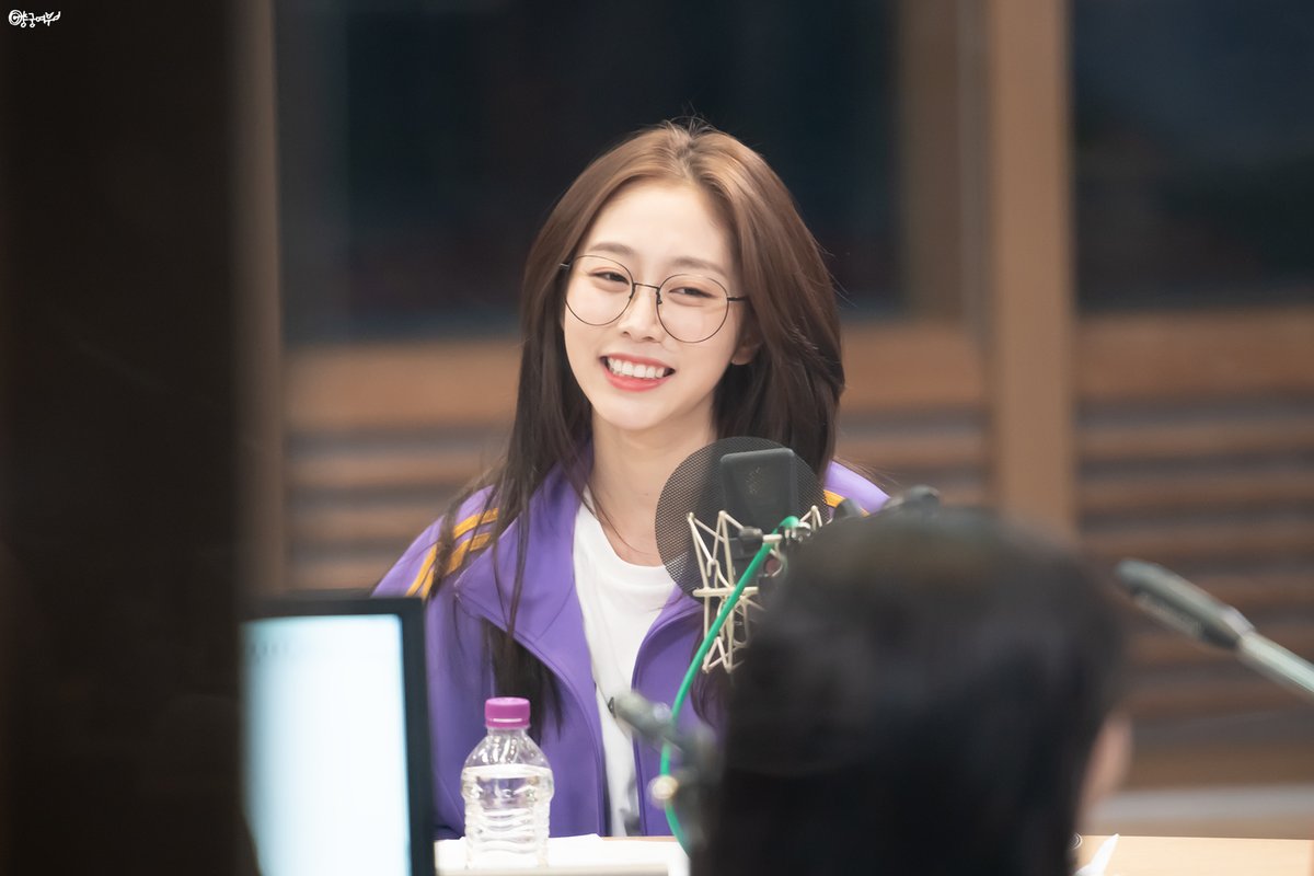 보라색 아디다스 #러블리즈 #서지수