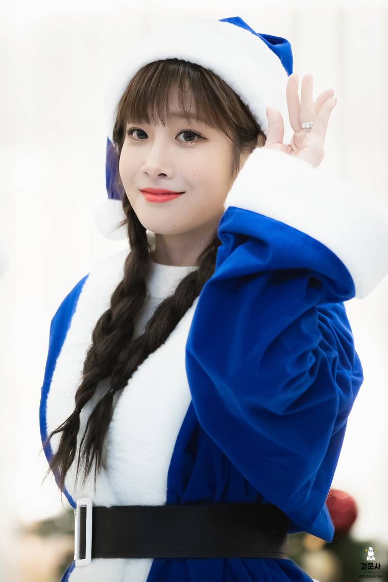 #러블리즈 파란 산타 #유지애