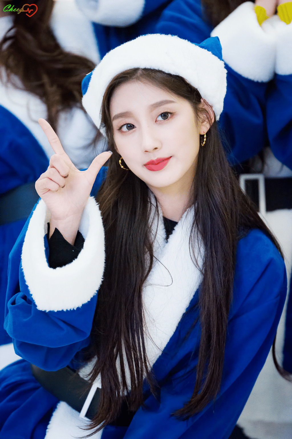 #러블리즈 파란산타 막내 정예인