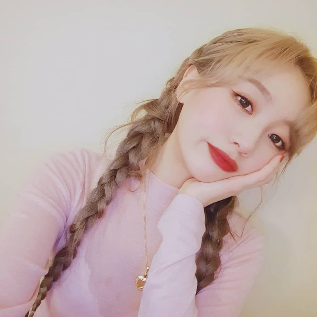 러블리즈 류수정.insta