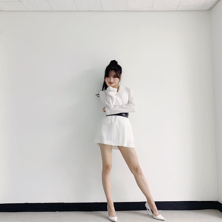 러블리즈 수정 @공인별