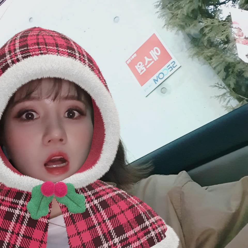 #러블리즈 명은.insta (러블리너스 메롱크리스마스??)