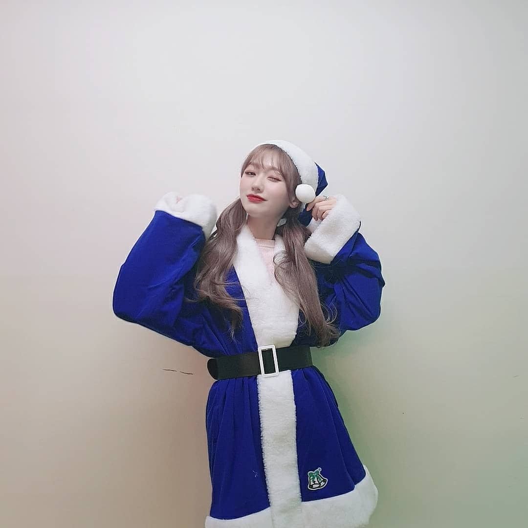 러블리즈 류수정 인스타 (feat.파란 산타)