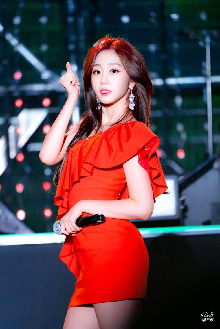 190525 레드 러블리즈 지수.jpg