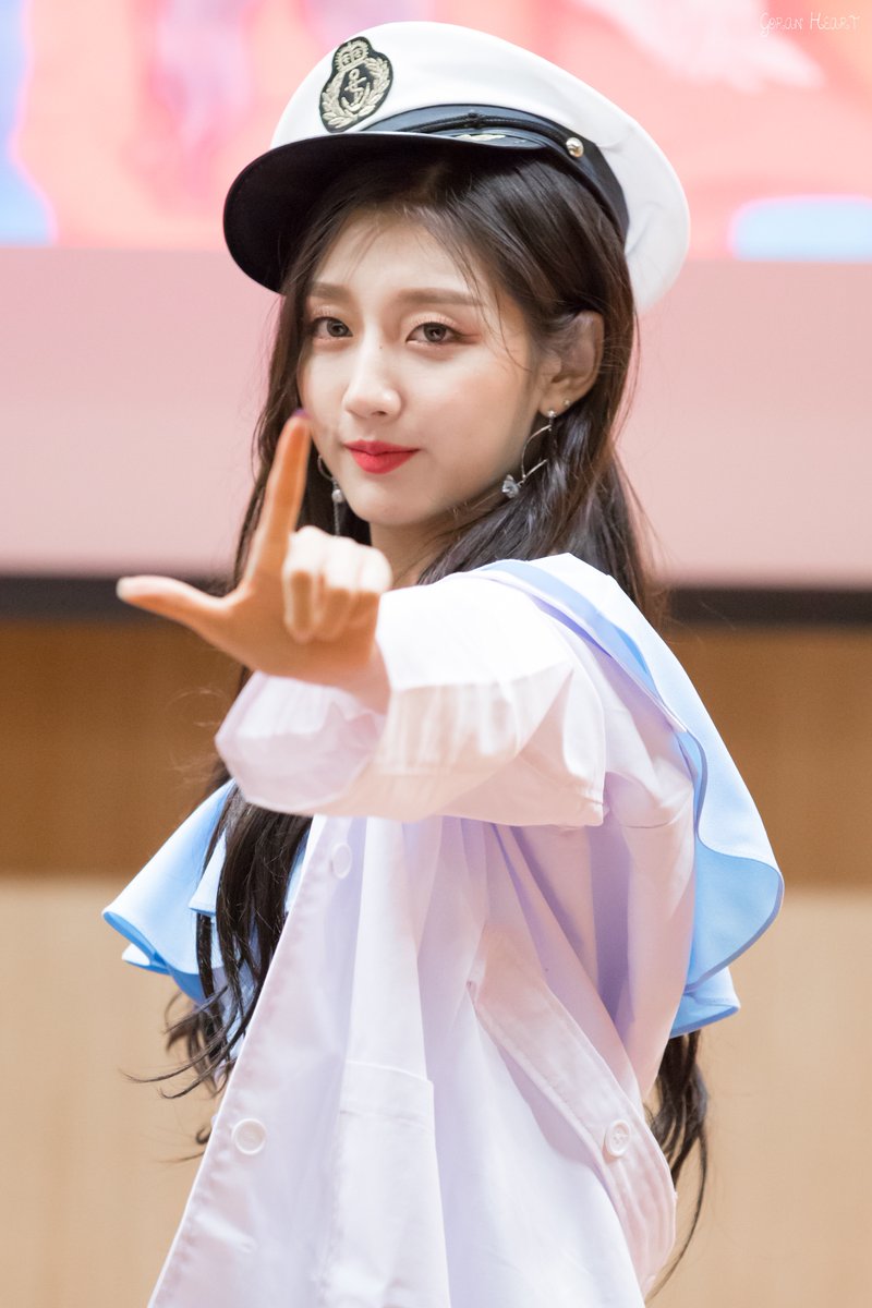 의사 가운 입은 #러블리즈 #정예인