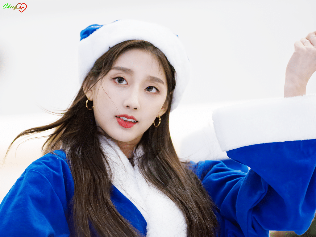 #러블리즈 파란산타 막내 정예인
