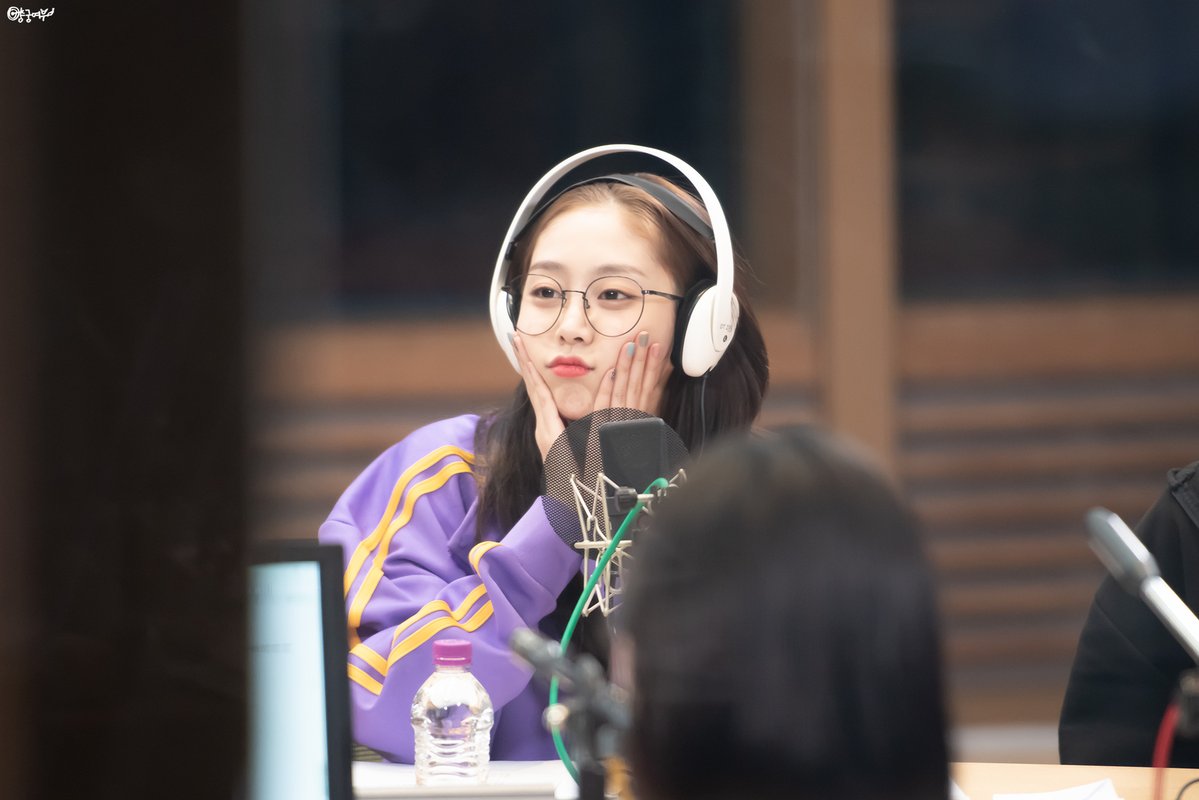보라색 아디다스 #러블리즈 #서지수