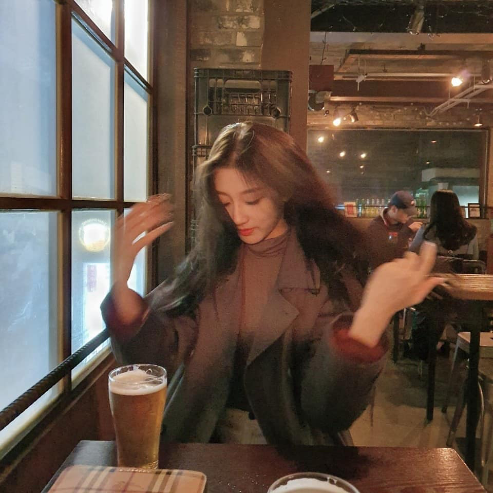 러블리즈 정예인 여친모드.jpg
